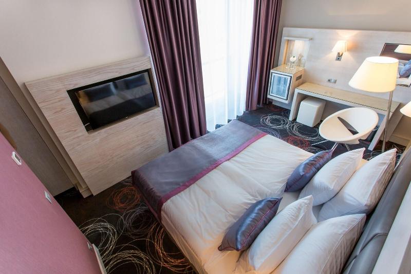 Aura Hotel - Adults Only - Oda