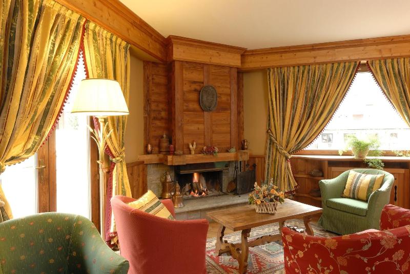 Hotel De Champoluc - Lobi