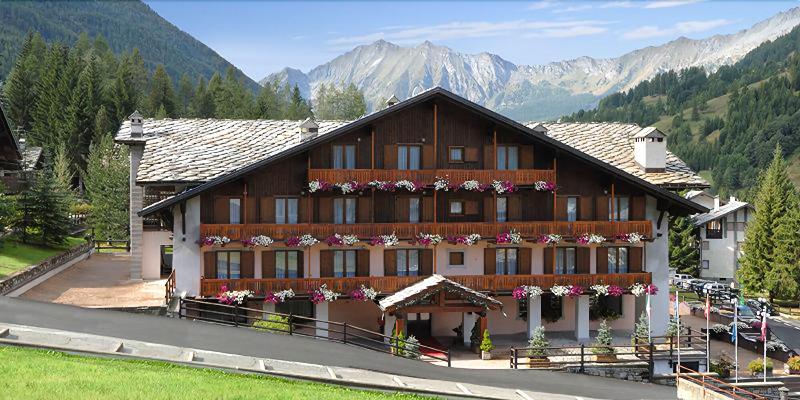 Hotel De Champoluc - Genel