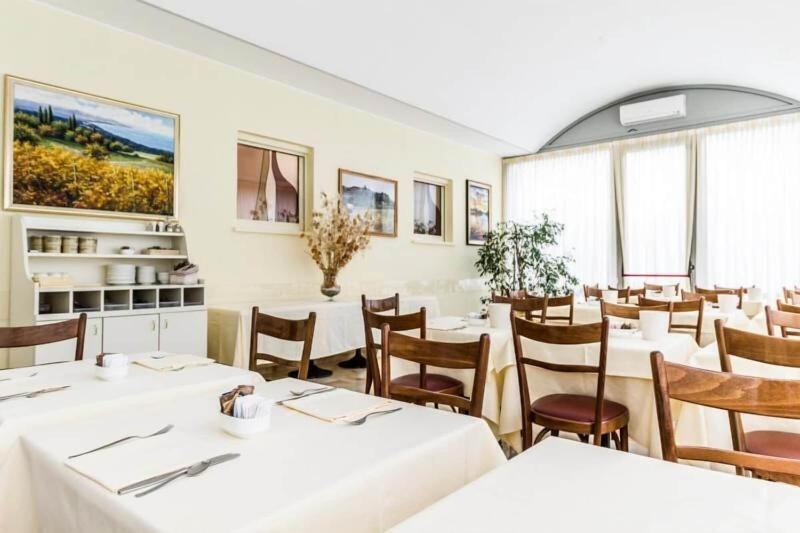 Hotel Melas - Restoran