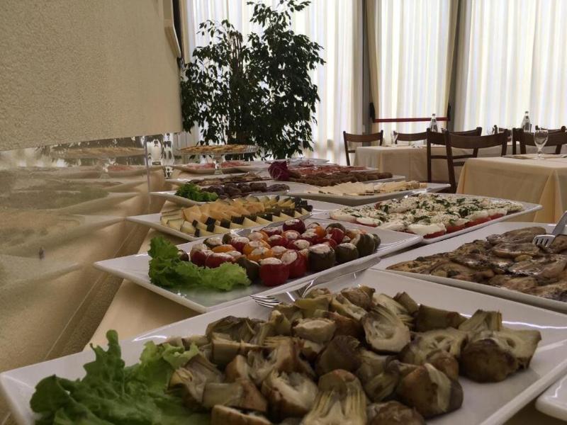 Hotel Melas - Restoran