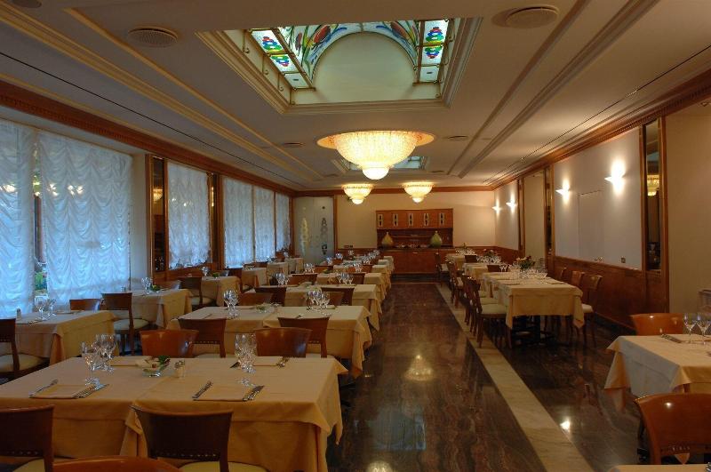 Hotel Melas - Restoran