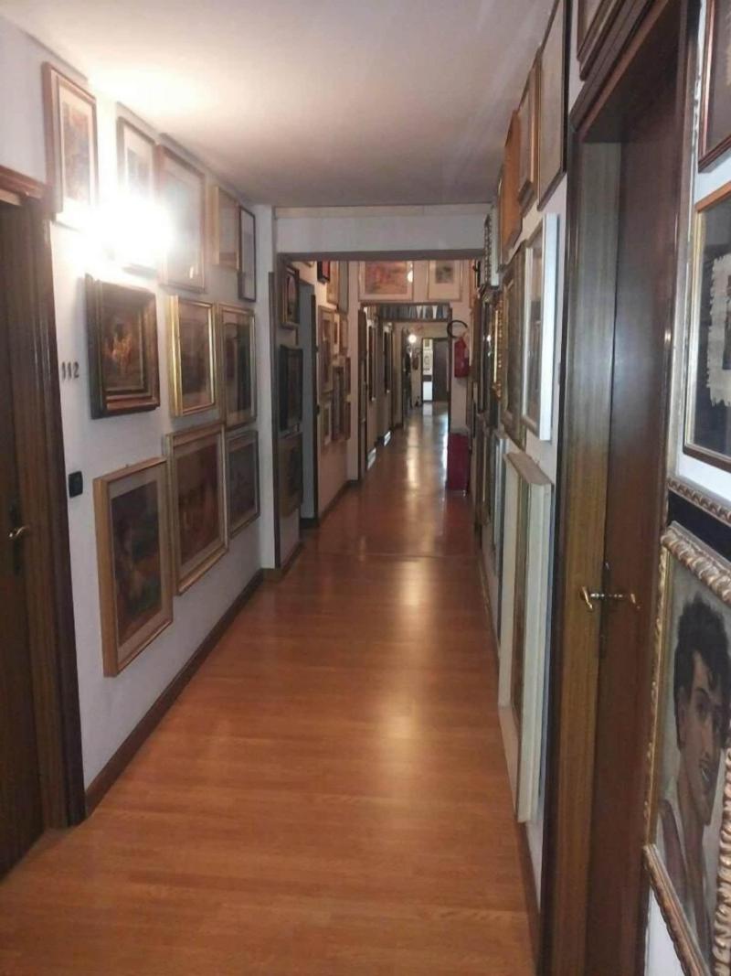 Hotel Piol - Lobi