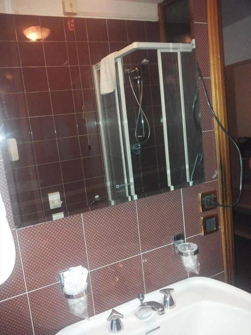 Hotel Piol - Oda