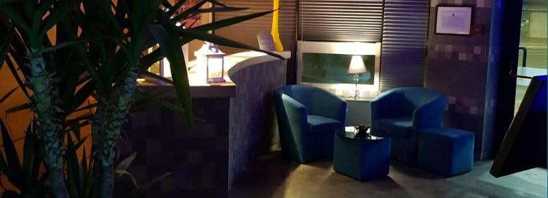 Hr Hotel - Lobi