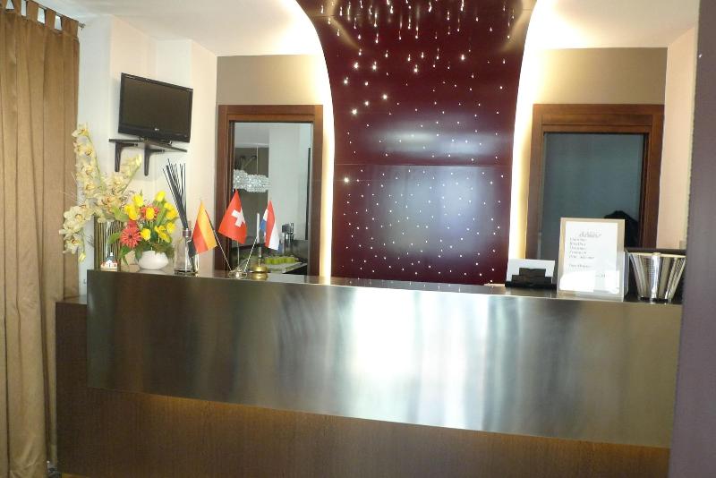 Hotel De Meis - Lobi