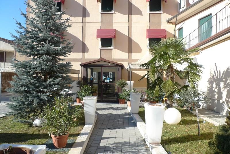 Hotel De Meis - Genel