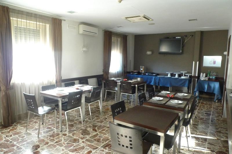 Hotel De Meis - Restoran