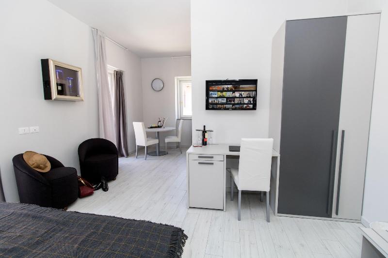 Le Suite Bed & Breakfast - Holiday Home - Oda