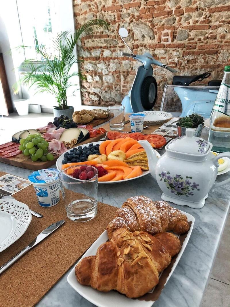 Le Suite Bed & Breakfast - Holiday Home - Restoran