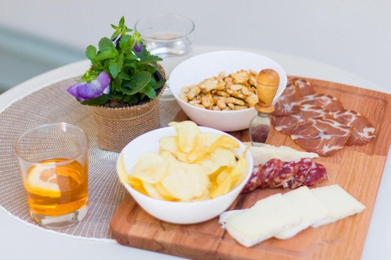 Le Suite Bed & Breakfast - Holiday Home - Restoran