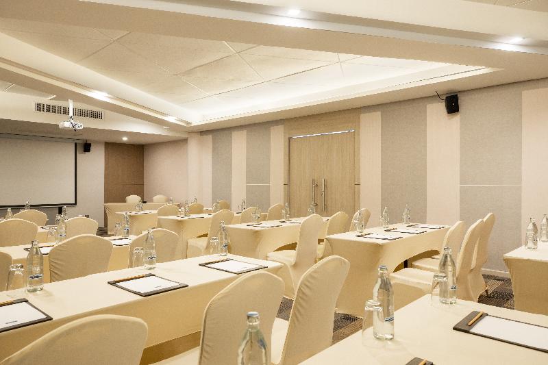 Centara Life Cha-Am Beach Resort Hua Hin - Toplantı
