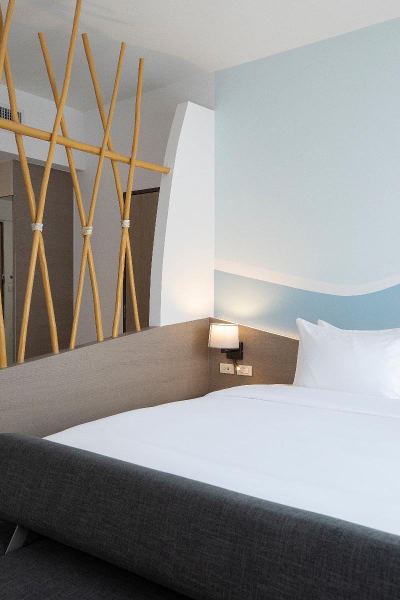 Centara Life Cha-Am Beach Resort Hua Hin - Oda