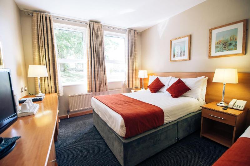 Rosspark Hotel - Oda