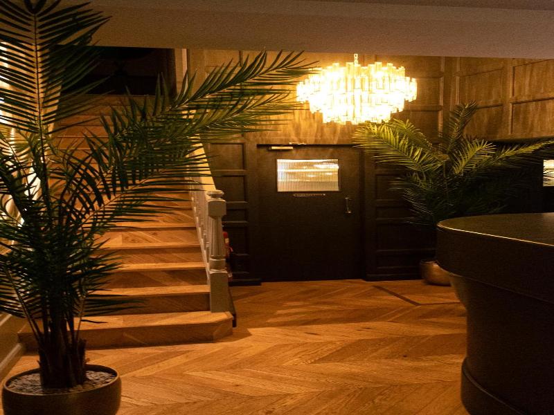 Jd Young Hotel - Genel