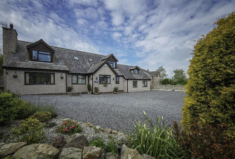 Lon Y Traeth Bed & Breakfast - Genel