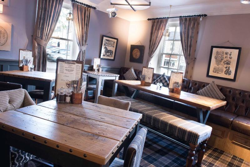 The County Hotel - Bar