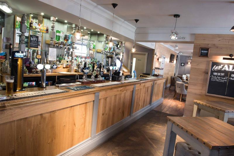 The County Hotel - Bar