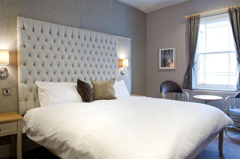 The County Hotel - Genel