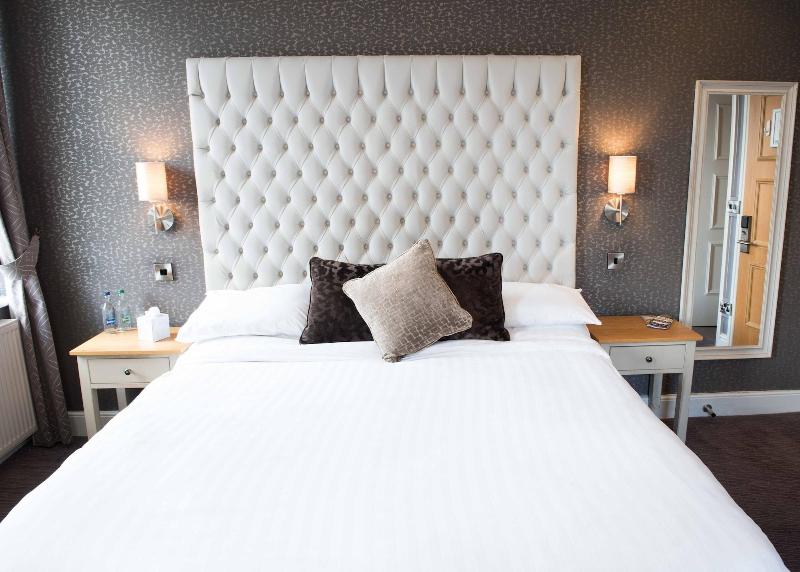 The County Hotel - Genel