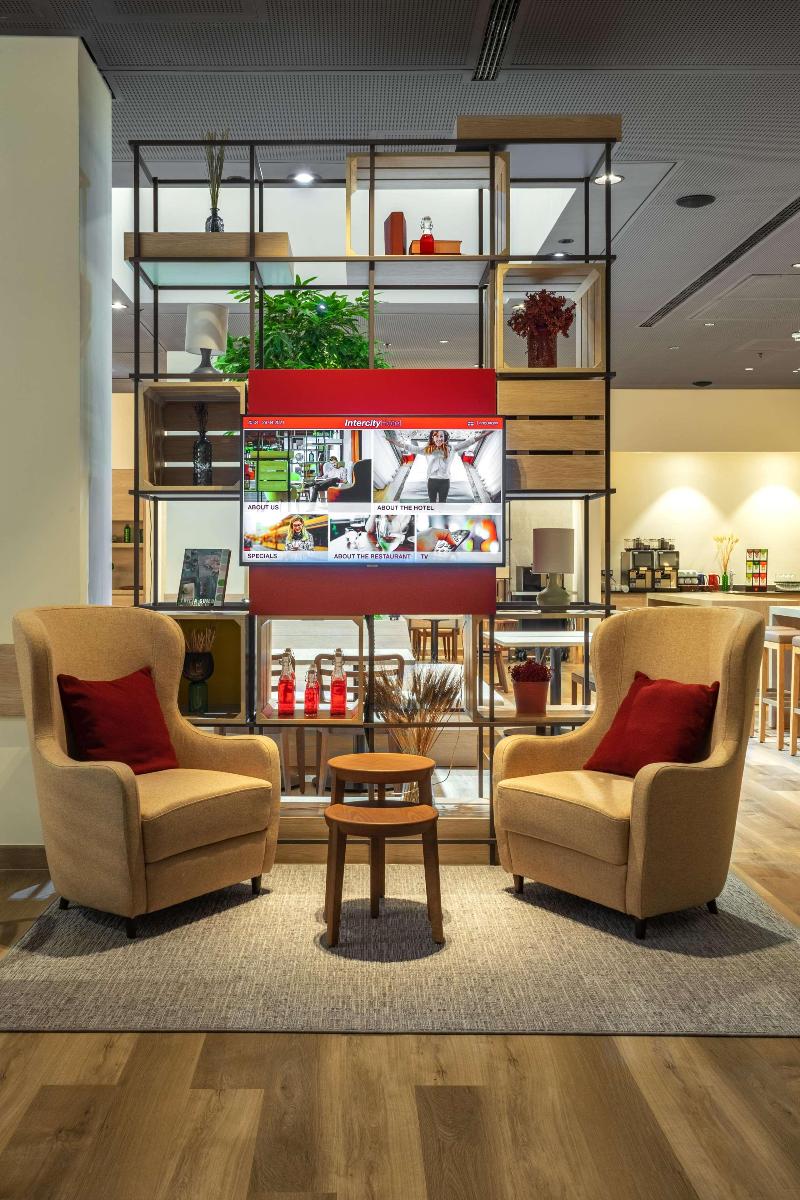 Intercityhotel Budapest - Lobi
