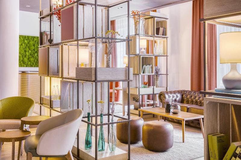 Intercityhotel Budapest - Lobi