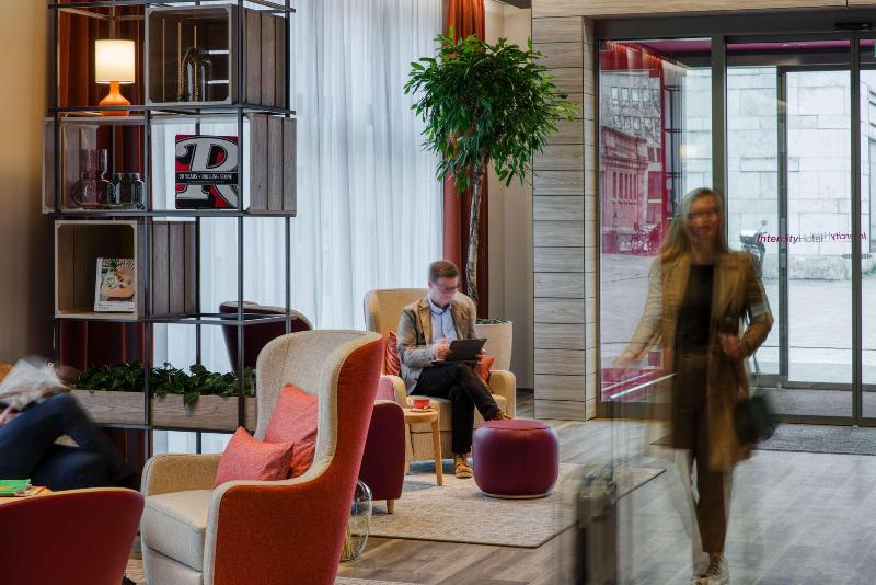 IntercityHotel Wiesbaden - Lobi
