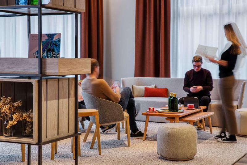 IntercityHotel Wiesbaden - Lobi