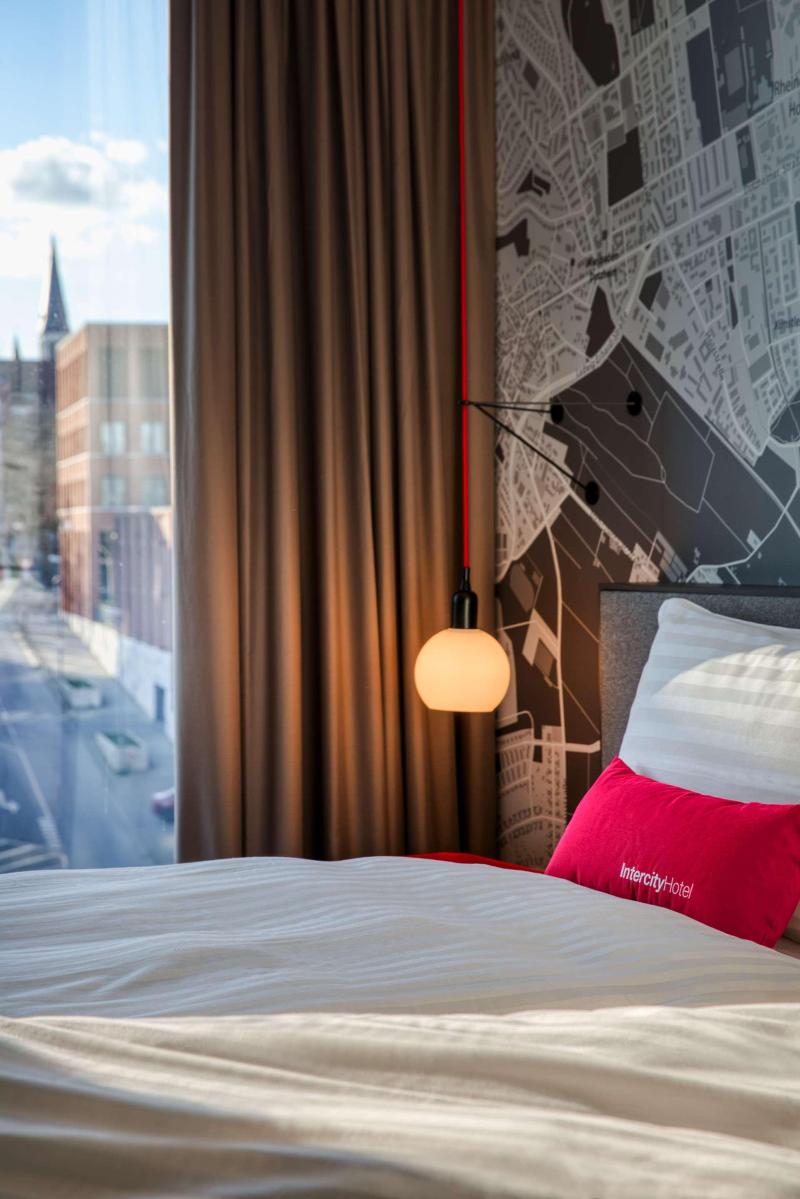 IntercityHotel Wiesbaden - Oda
