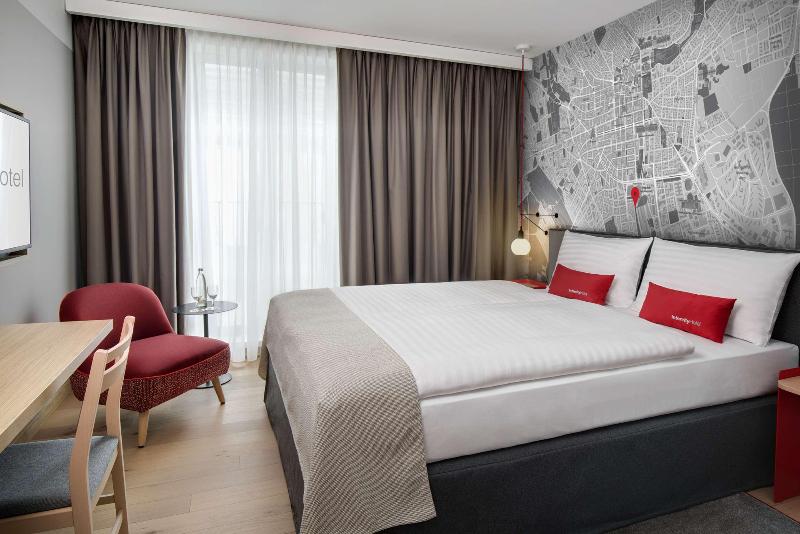 IntercityHotel Wiesbaden - Oda