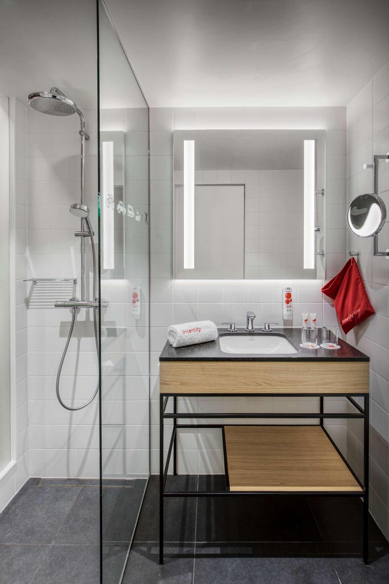 IntercityHotel Wiesbaden - Oda