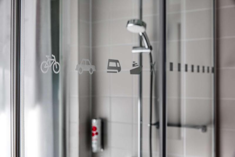 IntercityHotel Wiesbaden - Oda