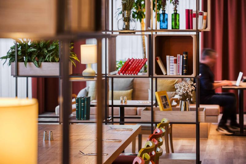IntercityHotel Wiesbaden - Restoran
