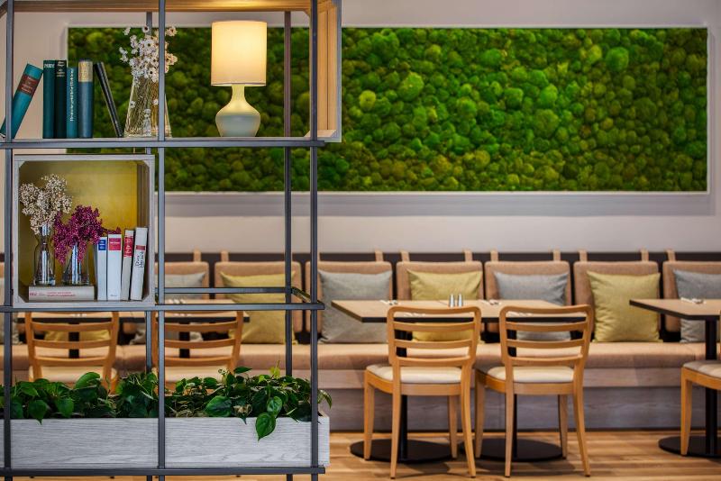 IntercityHotel Wiesbaden - Restoran