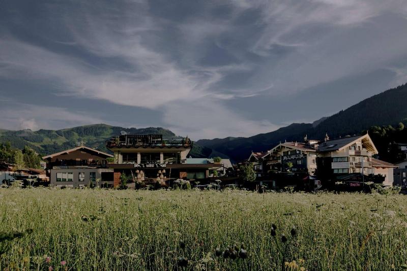 die HOCHKÖNIGIN – Magic Mountain Resort - Oda