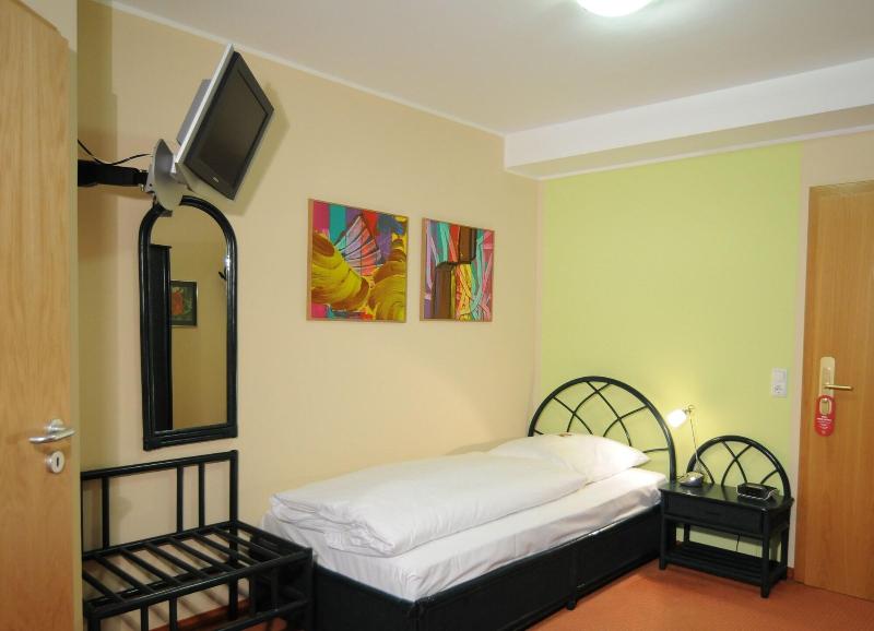 City Hotel - Oda