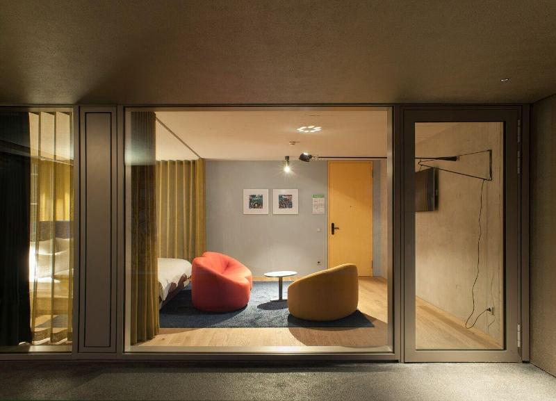 b'mine Duesseldorf, WorldHotels Crafted - Lobi
