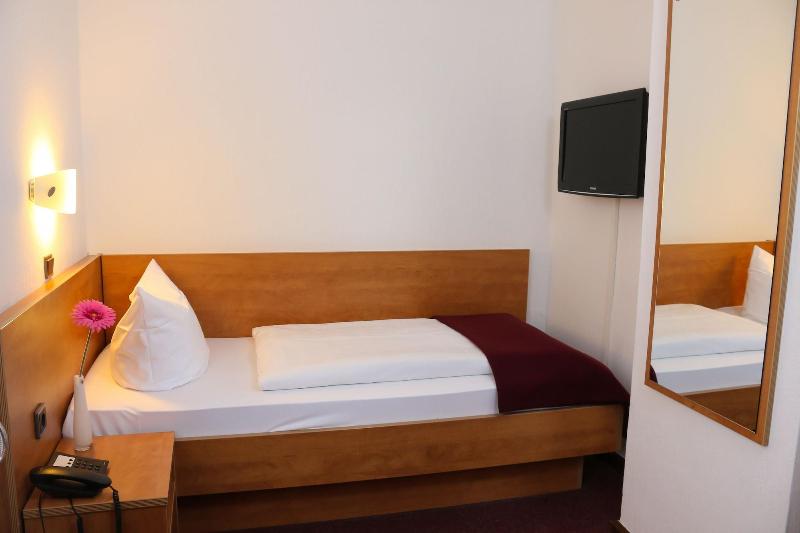 City Hotel Journal - Oda