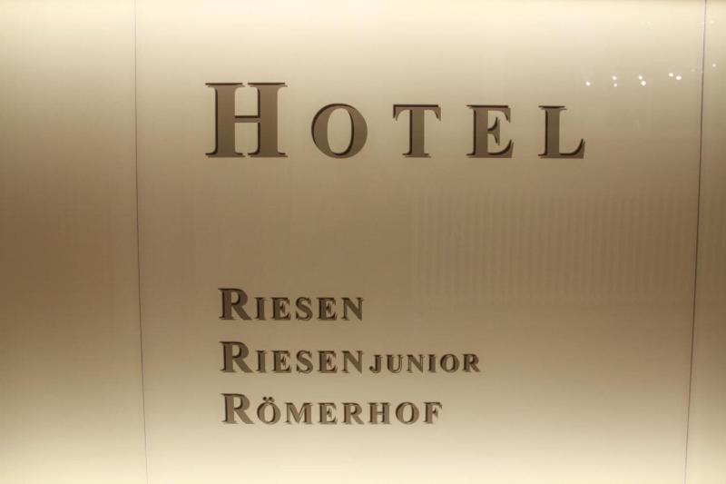 Hotel Riesenjunior By Trip Inn - Lobi