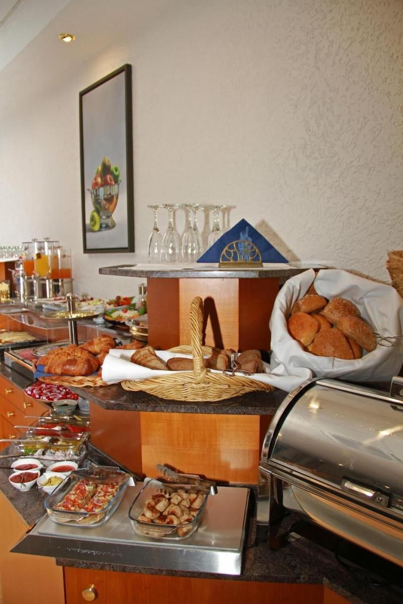 Hotel Riesenjunior By Trip Inn - Restoran