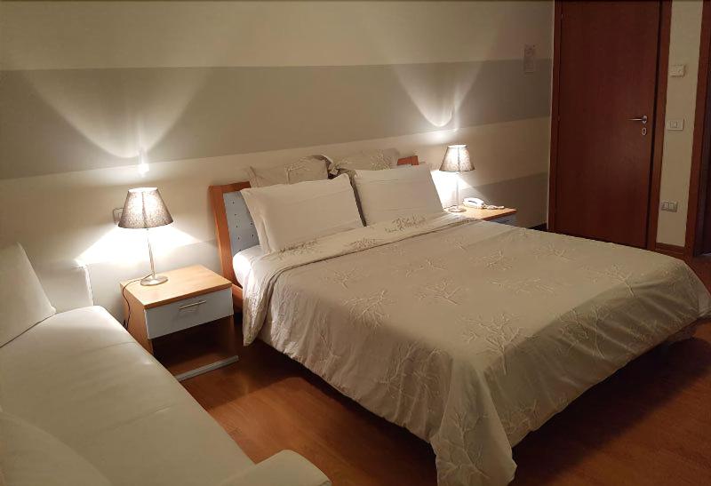 Hotel Moniga - Oda