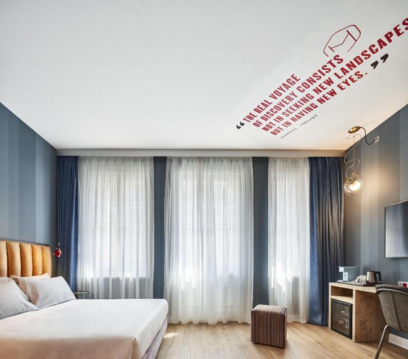 The Modernist Hotel - Genel