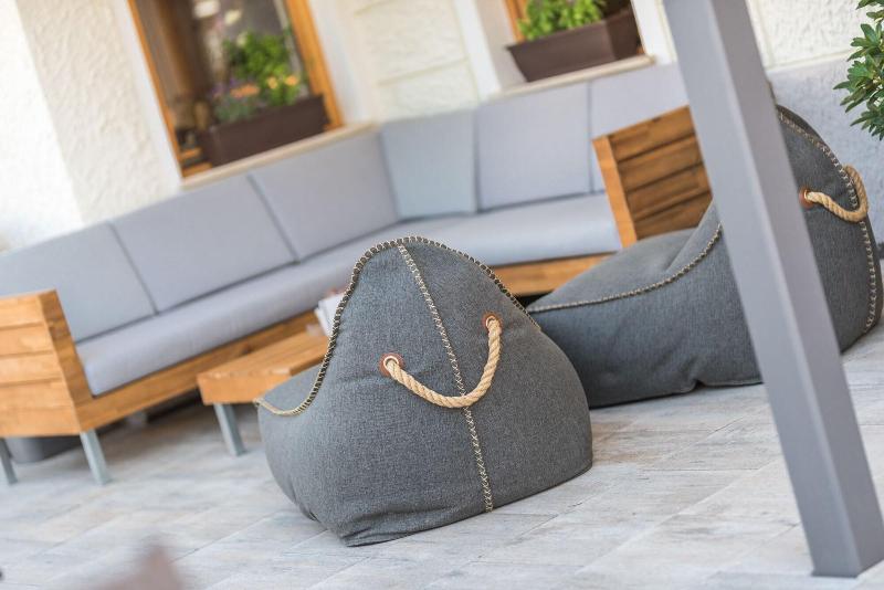 Hotel B&B Feldmessner - Teras