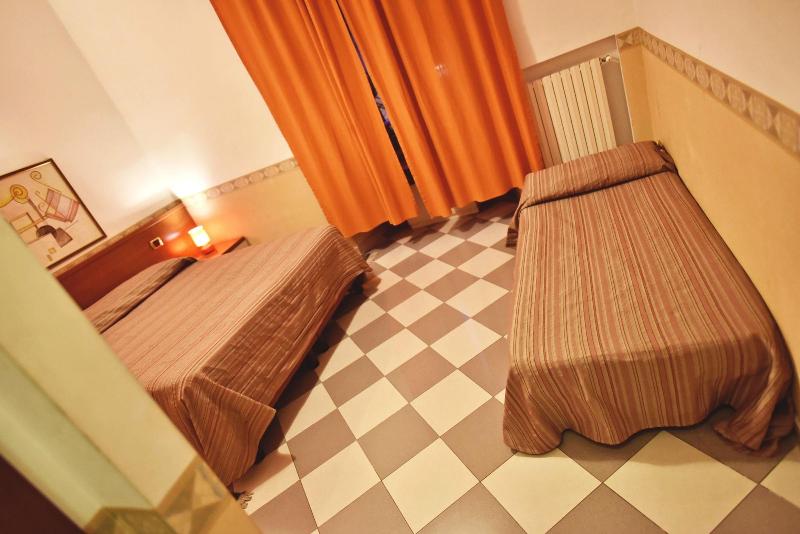Hotel Carmel Roma - Oda