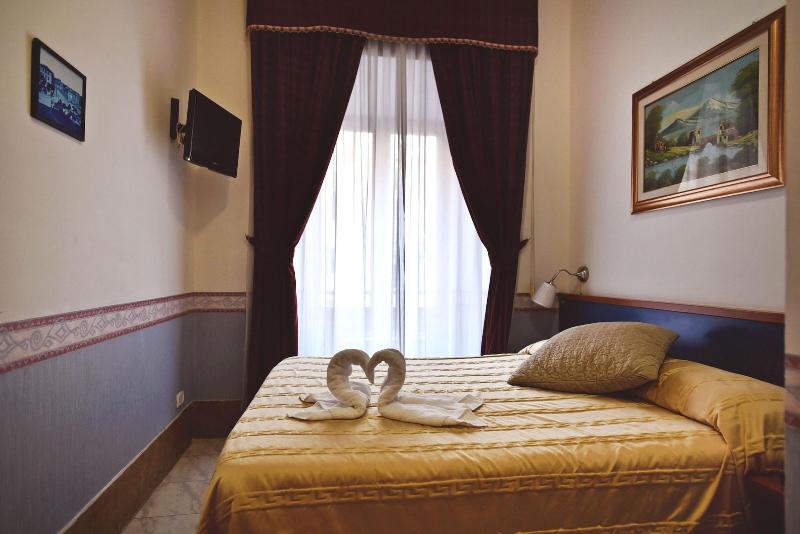 Hotel Carmel Roma - Oda