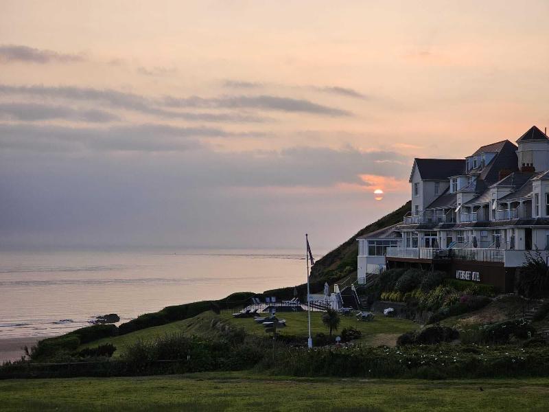 Watersmeet Hotel - Genel