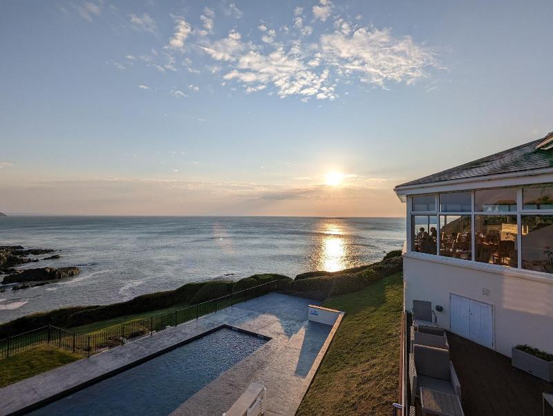 Watersmeet Hotel - Genel