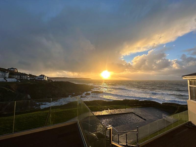 Watersmeet Hotel - Genel