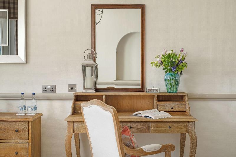 Watersmeet Hotel - Oda