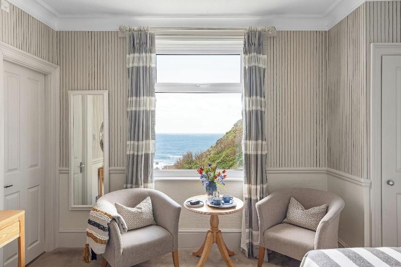 Watersmeet Hotel - Oda